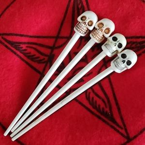 Off White Skull Chopsticks